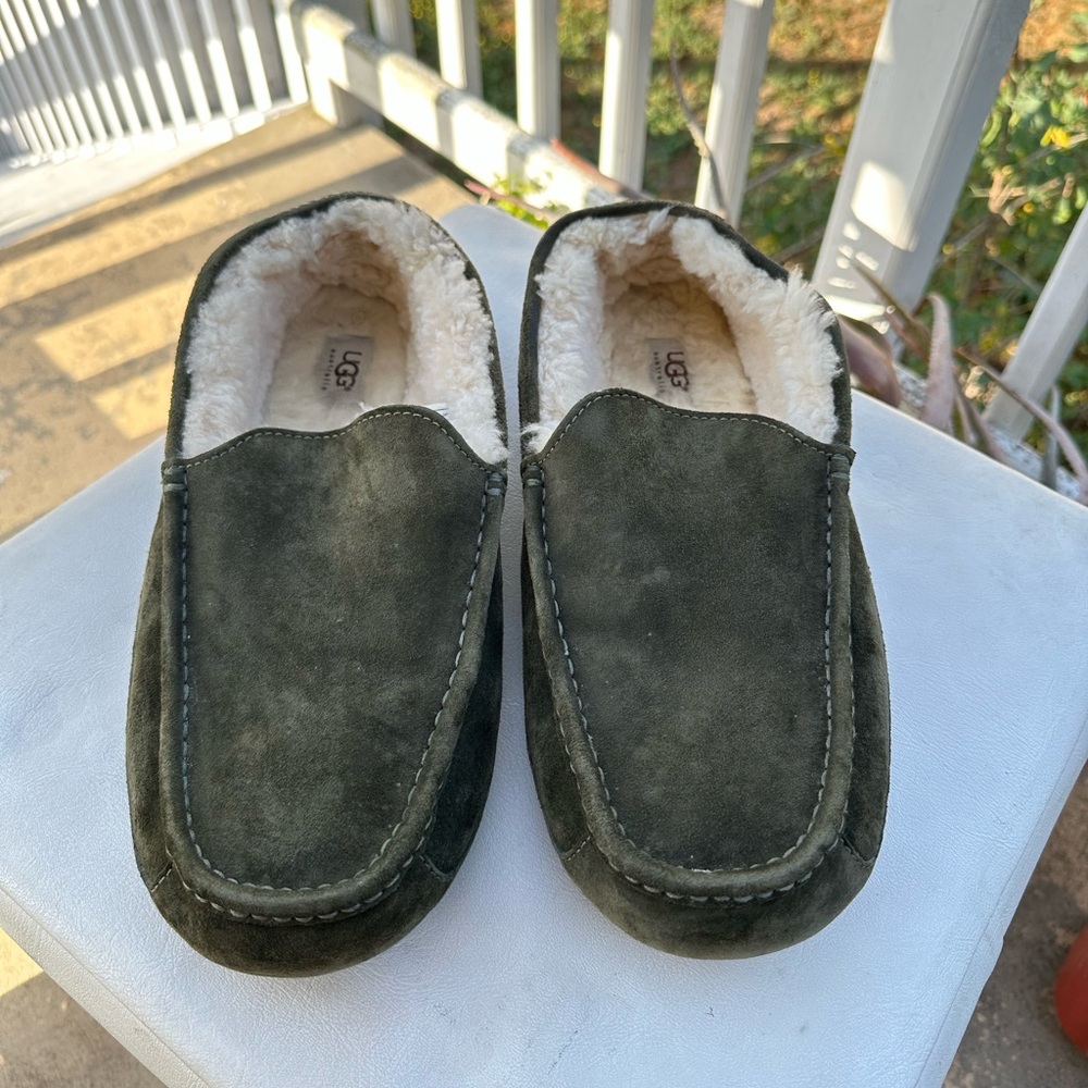 UGG Green Suede Loafers Slip-Ons